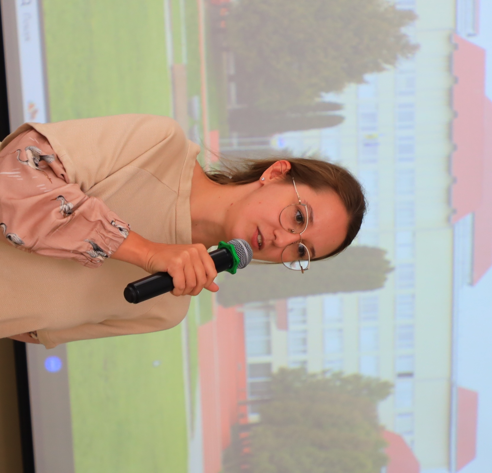  Анастасія Євдокимова ділиться секретами педагогічної творчості.JPG